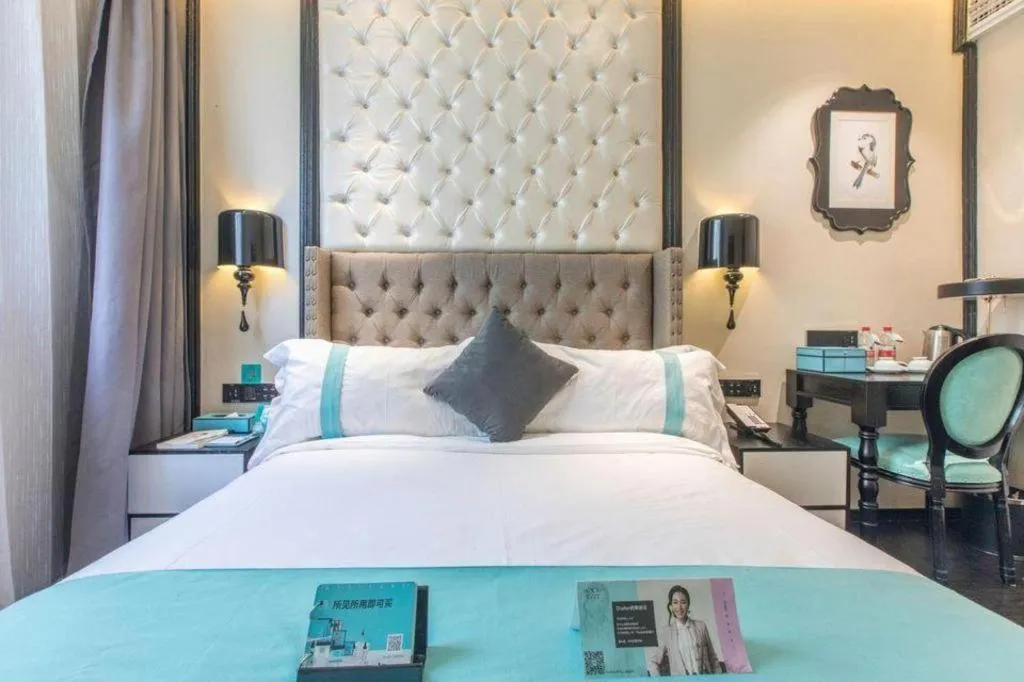 Bed in Xana Hotelle Shaghai Hongqiao Hub National Exhibition Center Qibao Lianming Road