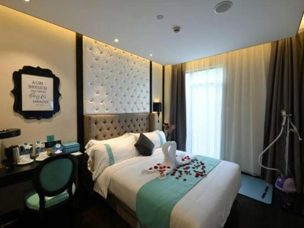 Bed in Xana Hotelle Shaghai Hongqiao Hub National Exhibition Center Qibao Lianming Road