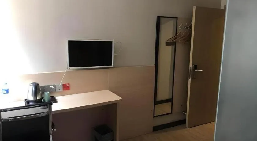 7 Days Premium·Shenyang North Railway Station North Square