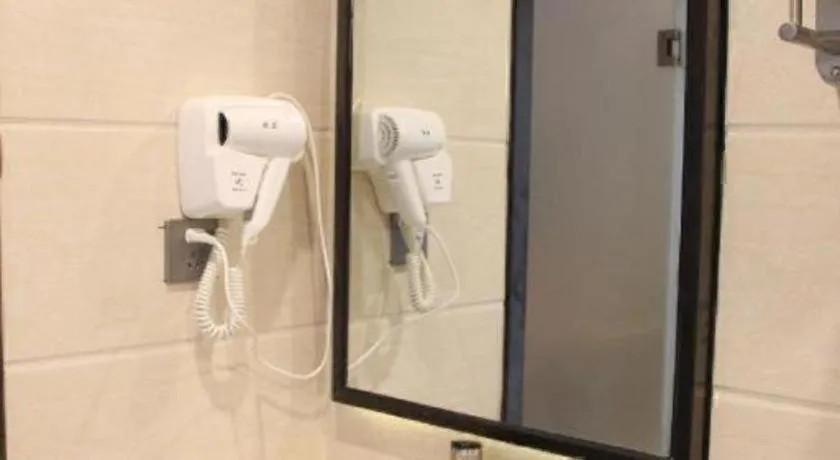 7 Days Premium·Shenyang North Railway Station North Square