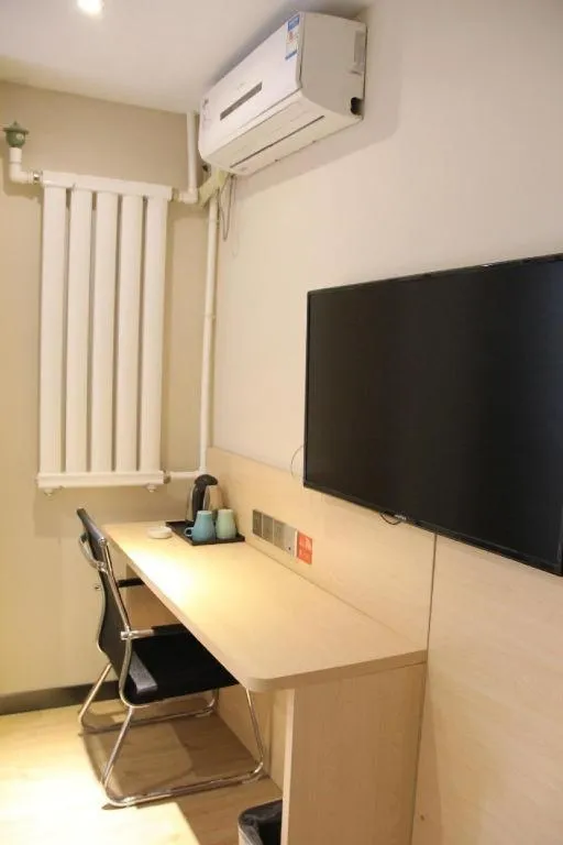 7 Days Premium·Shenyang North Railway Station North Square