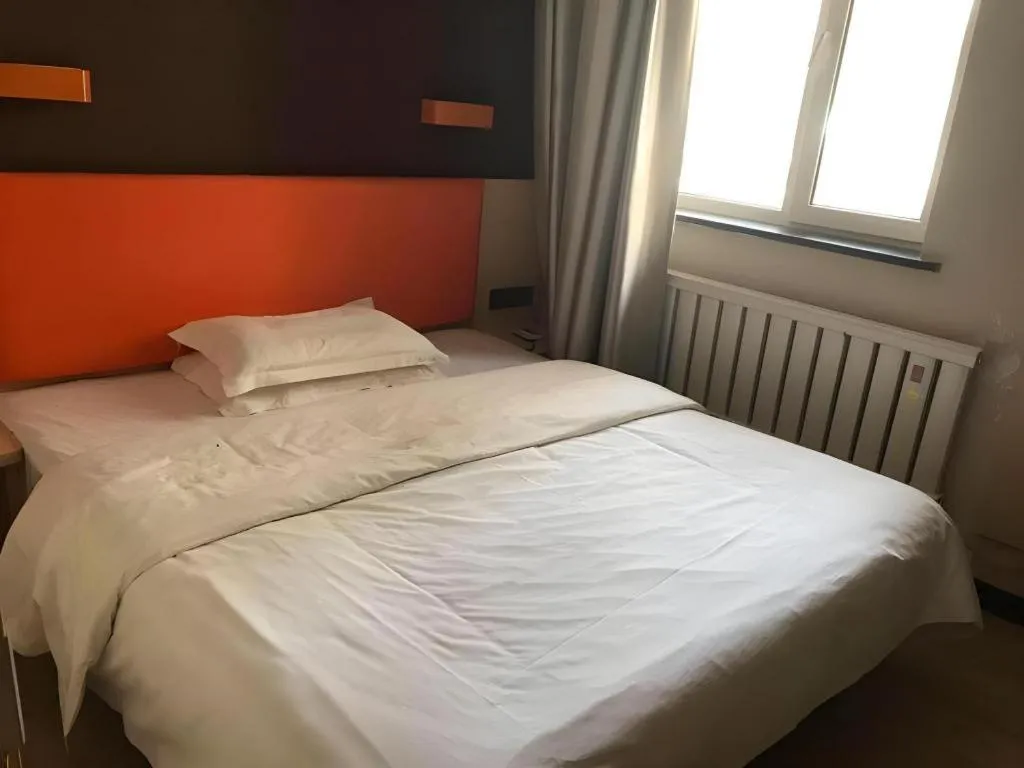 Bed in 7 Days Premium·Shenyang North Railway Station North Square
