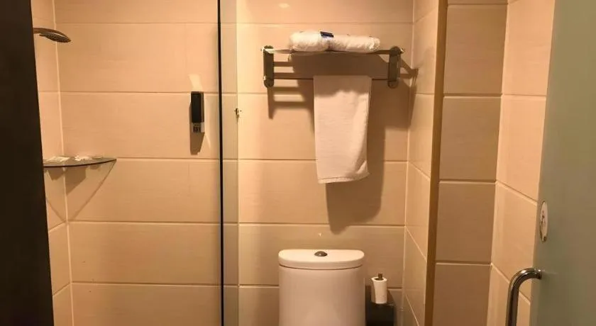 7 Days Premium·Shenyang North Railway Station North Square