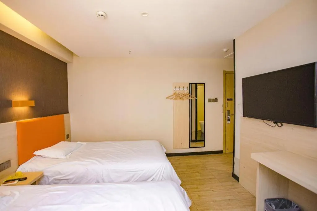 Bed in 7 Days Premium·Shenyang North Railway Station North Square