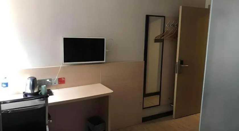 7 Days Premium·Shenyang North Railway Station North Square