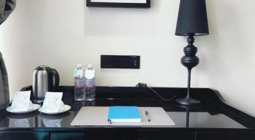 Xana Hotelle Chengdu Dafeng Huirong Plaza Longhu Street