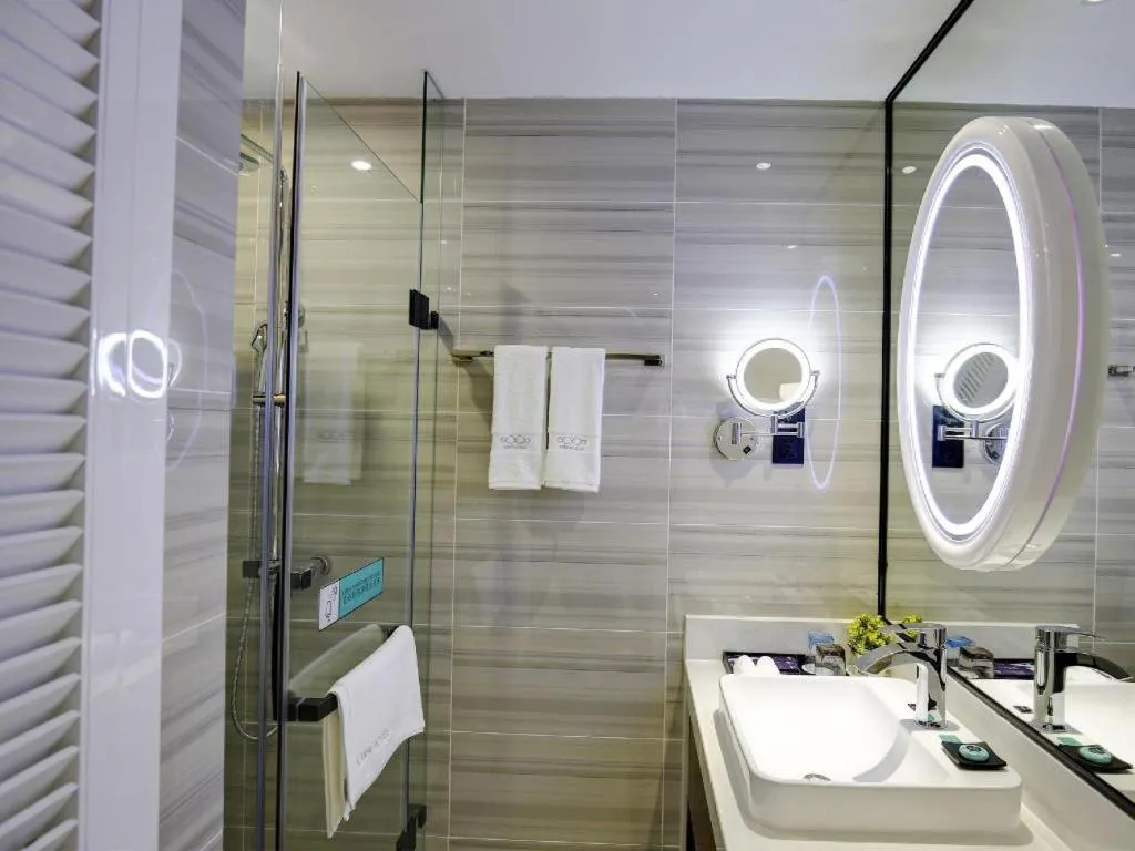 Xana Hotelle Chengdu Dafeng Huirong Plaza Longhu Street