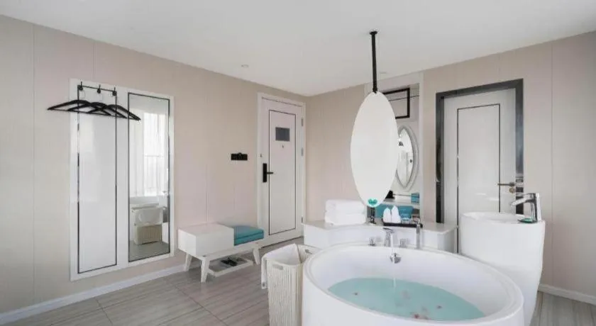 Xana Hotelle Chengdu Dafeng Huirong Plaza Longhu Street