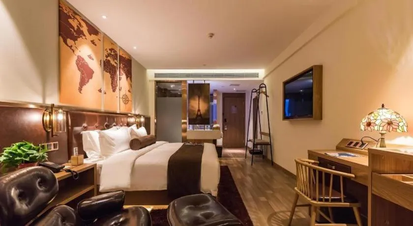 Bed in James Joyce Coffetel Zhengzhou CBD Exhibition Center Provincial People's Hospital