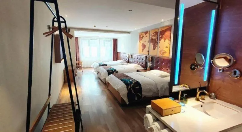 Bed in James Joyce Coffetel Zhengzhou CBD Exhibition Center Provincial People's Hospital