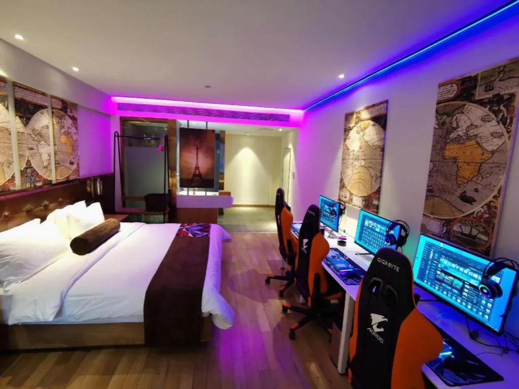 Bed in James Joyce Coffetel Zhengzhou CBD Exhibition Center Provincial People's Hospital