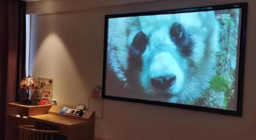 James Joyce Coffetel Zhengzhou CBD Exhibition Center Provincial People's Hospital