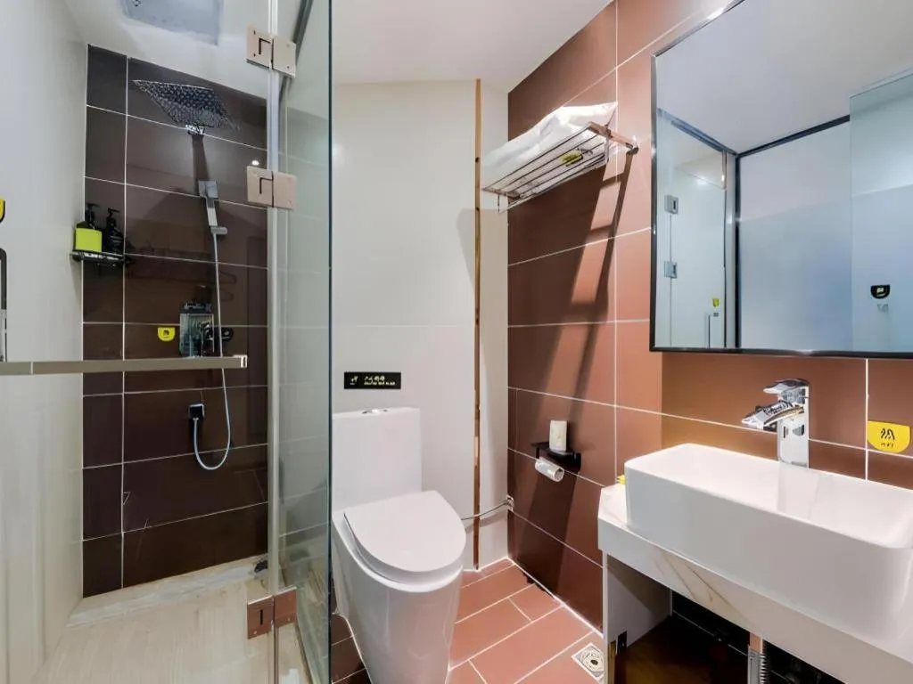 IU Hotel·Jiayuguan People's Shopping Mall