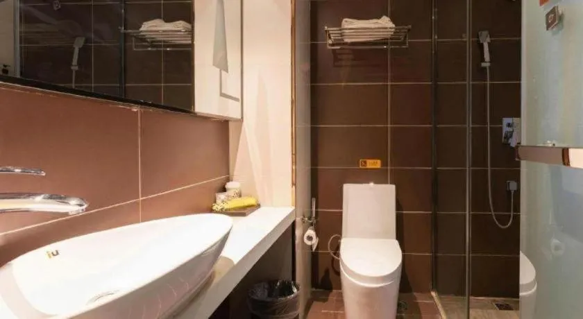 IU Hotel·Jiayuguan People's Shopping Mall