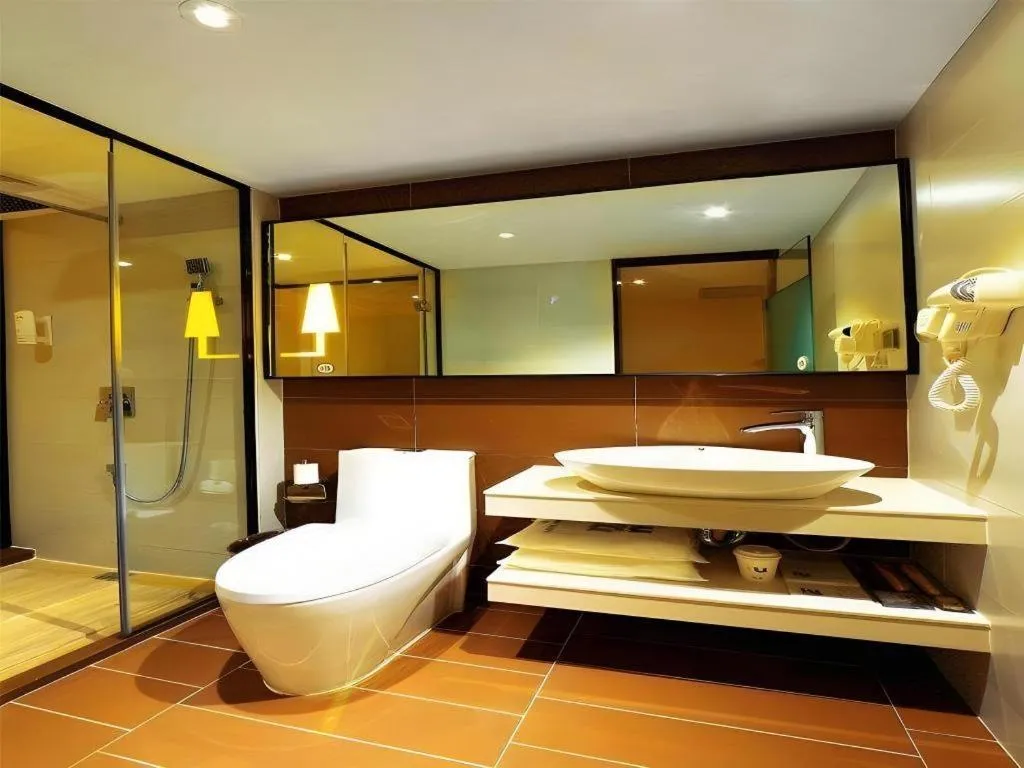 IU Hotel·Jiayuguan People's Shopping Mall