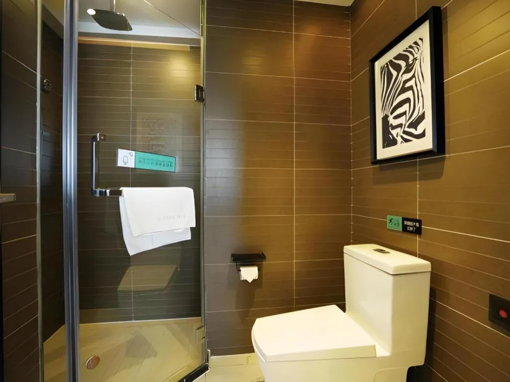 Xana Hotelle Zhengzhou North Passenger Terminal North University Town