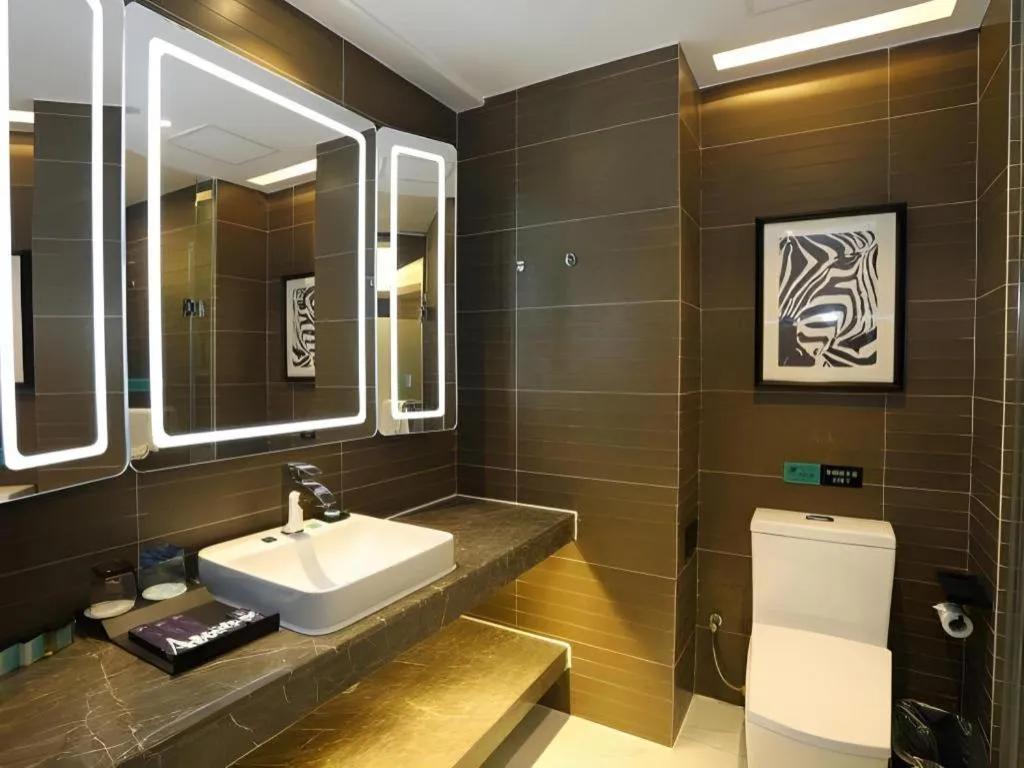 Xana Hotelle Zhengzhou North Passenger Terminal North University Town