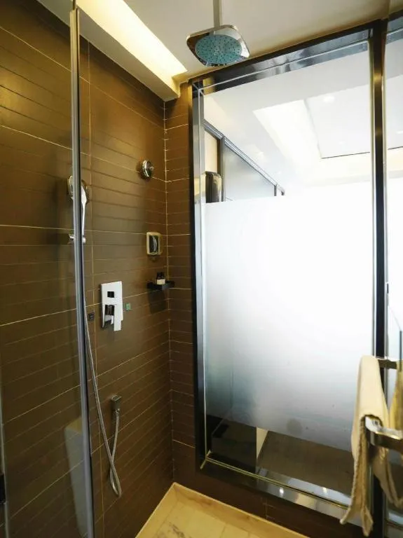 Xana Hotelle Zhengzhou North Passenger Terminal North University Town