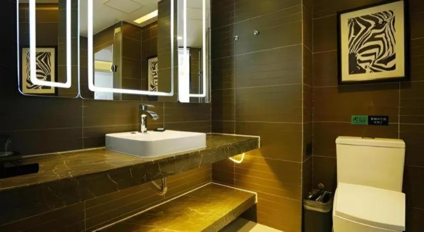 Xana Hotelle Zhengzhou North Passenger Terminal North University Town