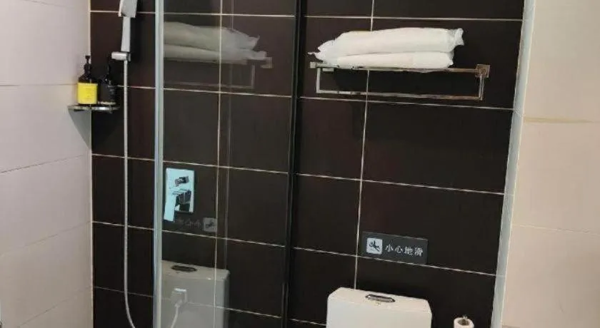 IU Hotel·Yangquan Xinjian Street Tianqiao