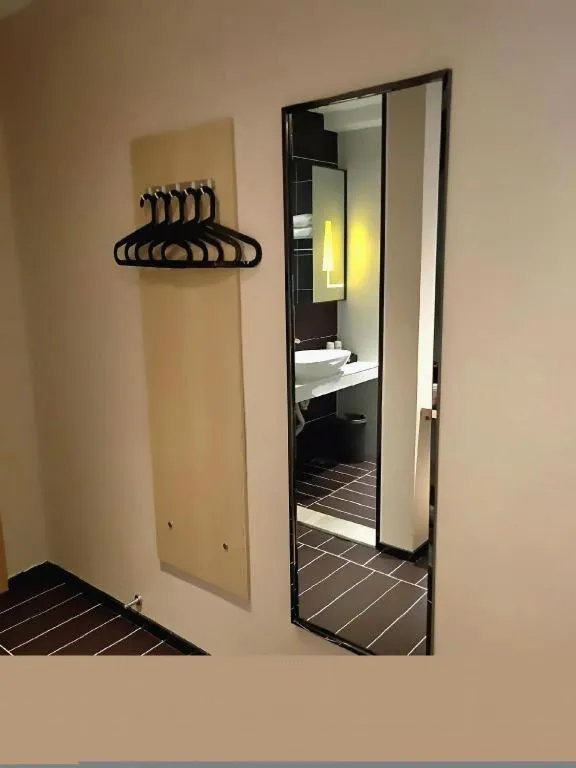 IU Hotel·Yangquan Xinjian Street Tianqiao