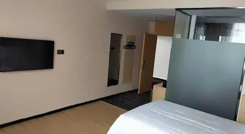 Bed in IU Hotel·Yangquan Xinjian Street Tianqiao
