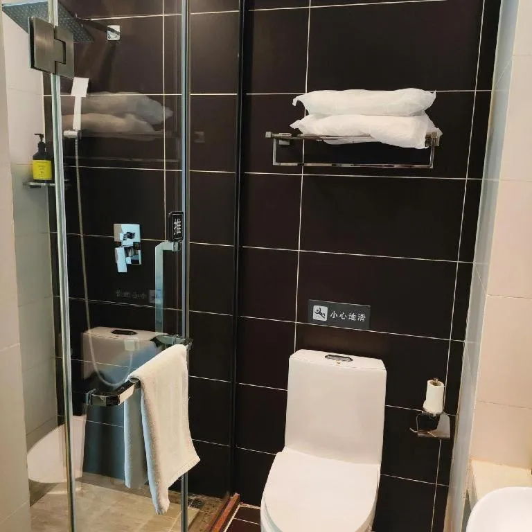 IU Hotel·Yangquan Xinjian Street Tianqiao