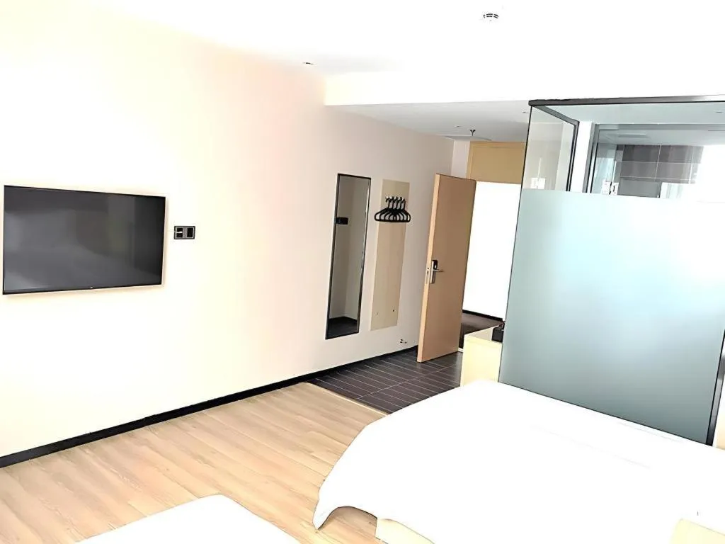 Bed in IU Hotel·Yangquan Xinjian Street Tianqiao