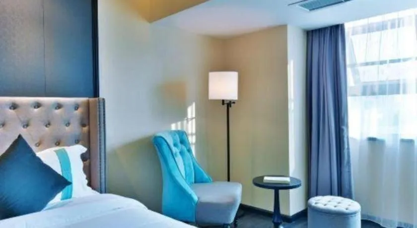 Bed in Xana Hotelle Chengdou Xindu Sanhechang Metro Station