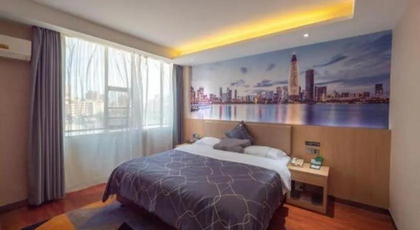 Bed in Chonpines Hotel Shenzhen Gongming Honghuashan Metro Station
