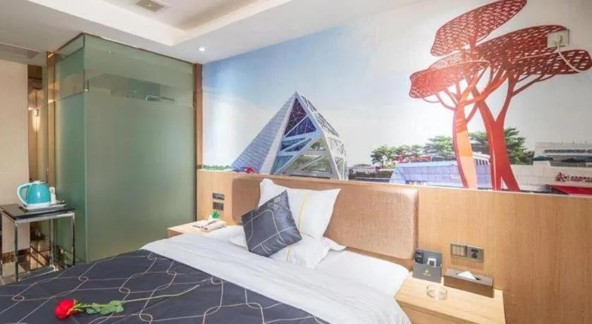 Bed in Chonpines Hotel Shenzhen Gongming Honghuashan Metro Station