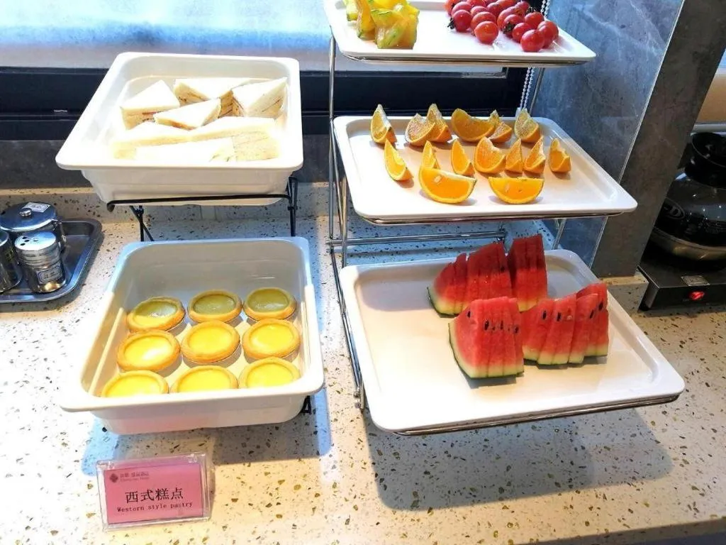 Chonpines Hotel Shenzhen Gongming Honghuashan Metro Station