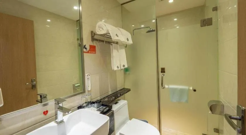 Chonpines Hotel Shenzhen Gongming Honghuashan Metro Station