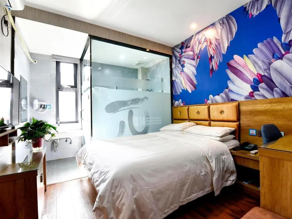 Bed in PAI Hotel·Linfen Hongdong Lily Town
