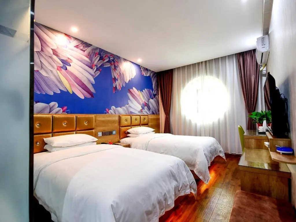 Bed in PAI Hotel·Linfen Hongdong Lily Town