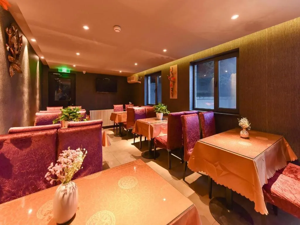 James Joyce Coffetel·Beijing South Muxiyuan Metro Station