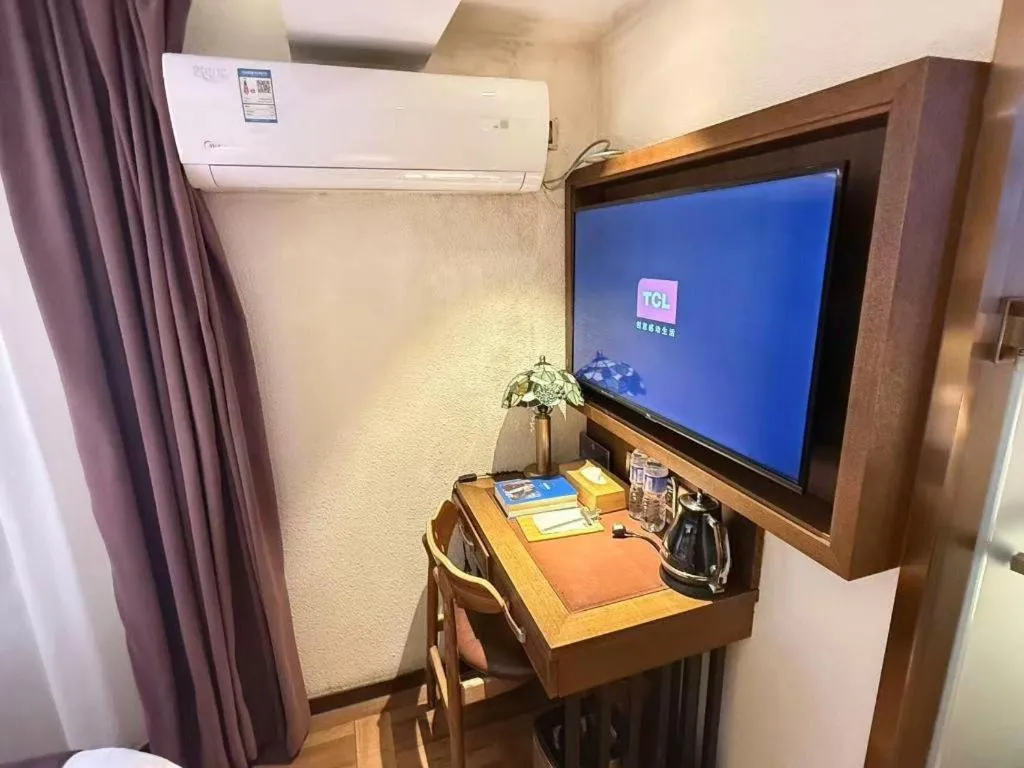 James Joyce Coffetel·Beijing South Muxiyuan Metro Station