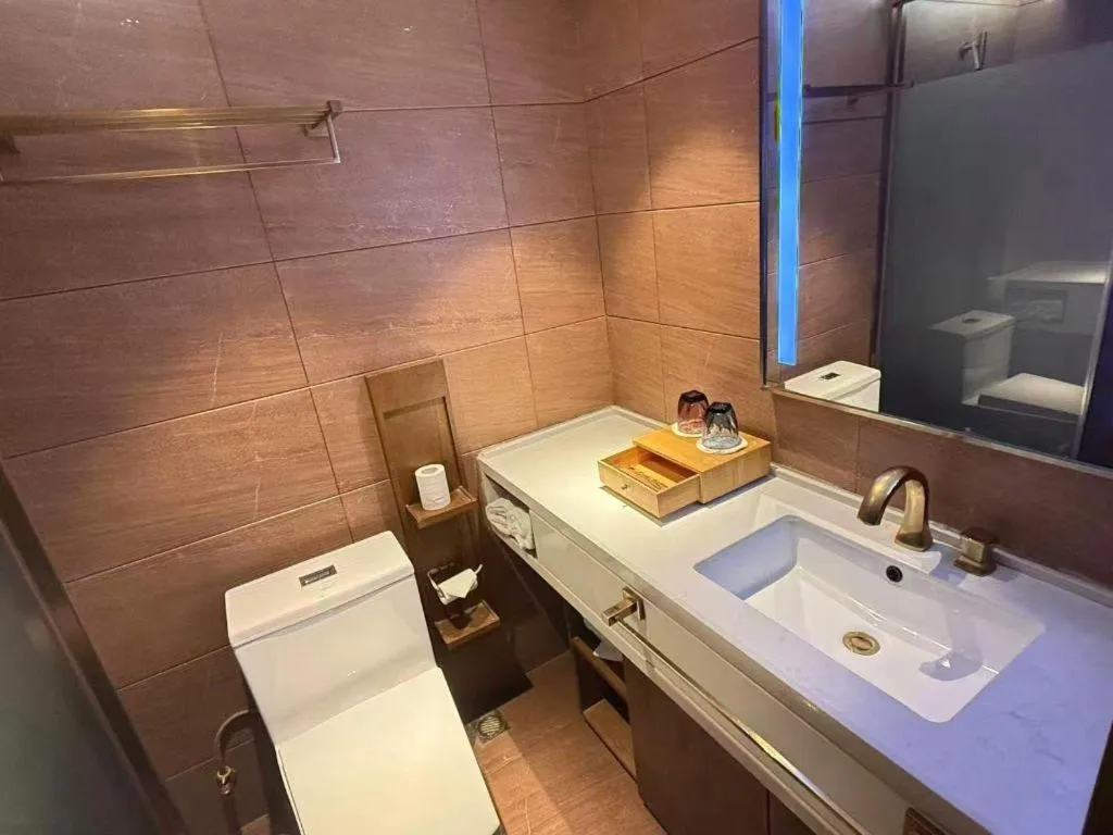 James Joyce Coffetel·Beijing South Muxiyuan Metro Station