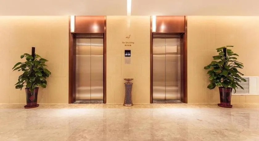 Lavande Hotel·Jining Party School Building