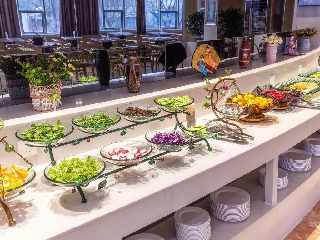 Lavande Hotel·Jining Party School Building