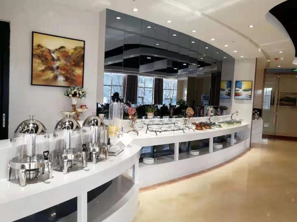 Lavande Hotel·Jining Party School Building