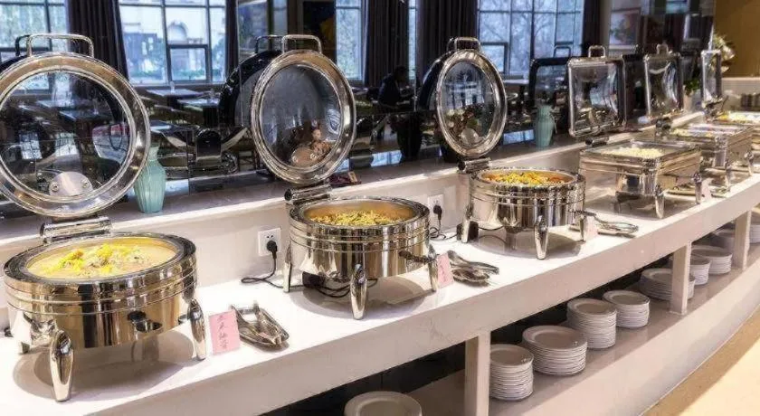 Lavande Hotel·Jining Party School Building