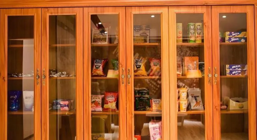 IU Hotel Baoding Yuhua East Road Passenger Center