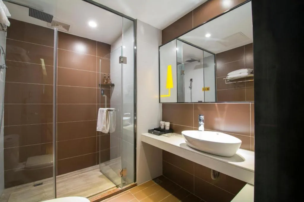 IU Hotel Baoding Yuhua East Road Passenger Center