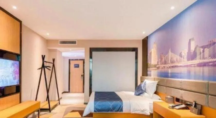 Bed in Chonpines Hotel Guangzhou Sunac Cultural and Tourism City Shiling