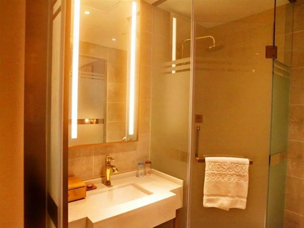 James Joyce Coffetel Guangyuan High-Speed Railway Station Dongba Municipal Government