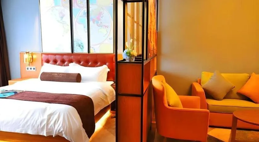 Bed in James Joyce Coffetel Guangyuan High-Speed Railway Station Dongba Municipal Government