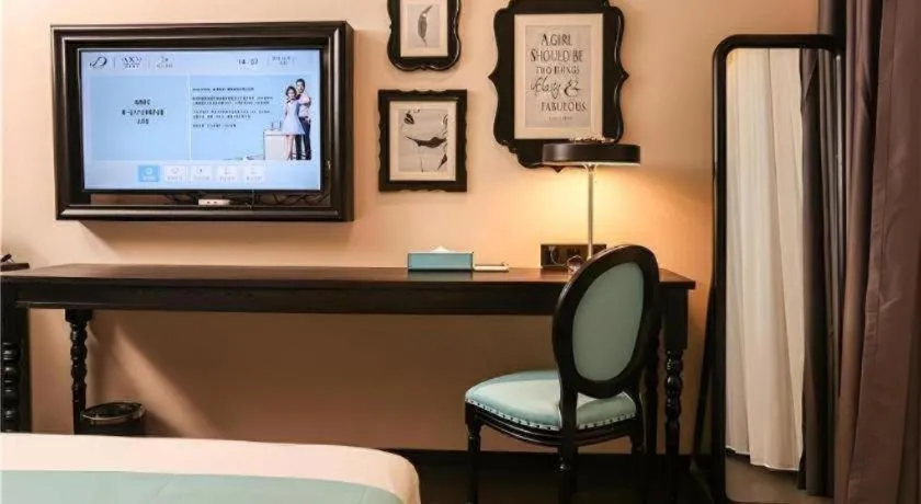 Bed in Xana Hotelle·Ji'nan Hi-tech Zone Century Avenue Tangye