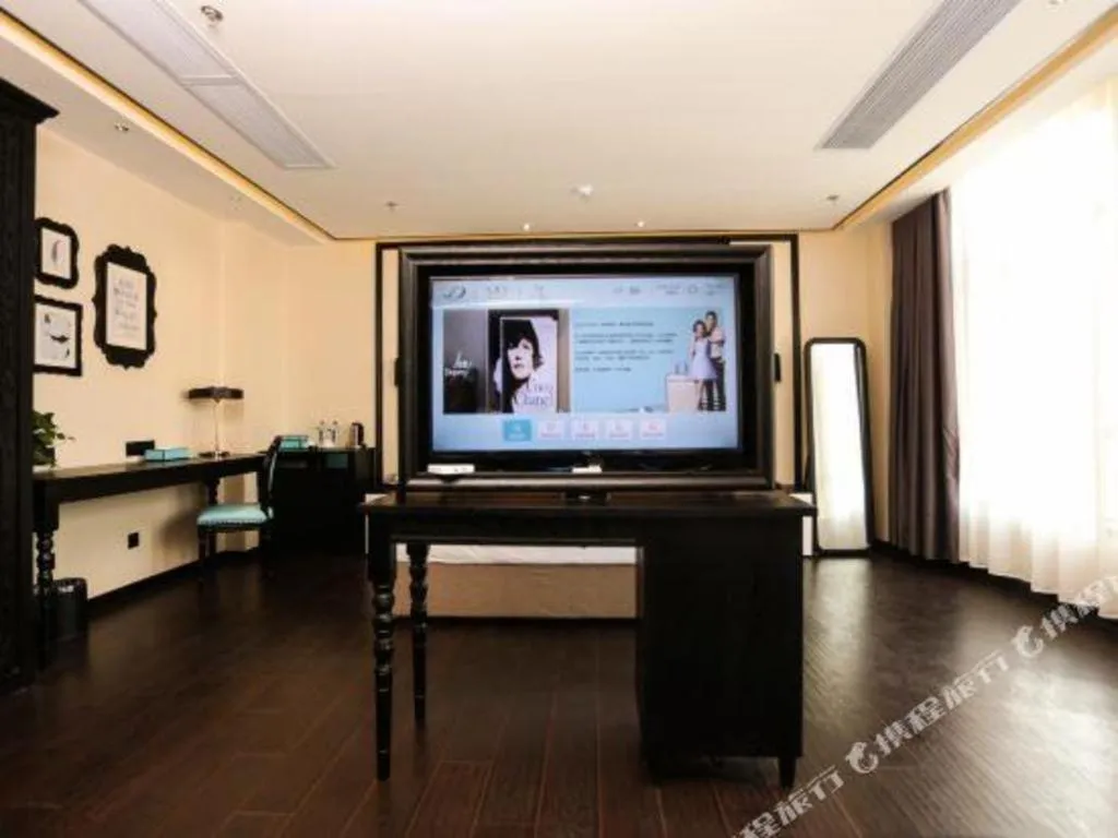 Xana Hotelle·Ji'nan Hi-tech Zone Century Avenue Tangye