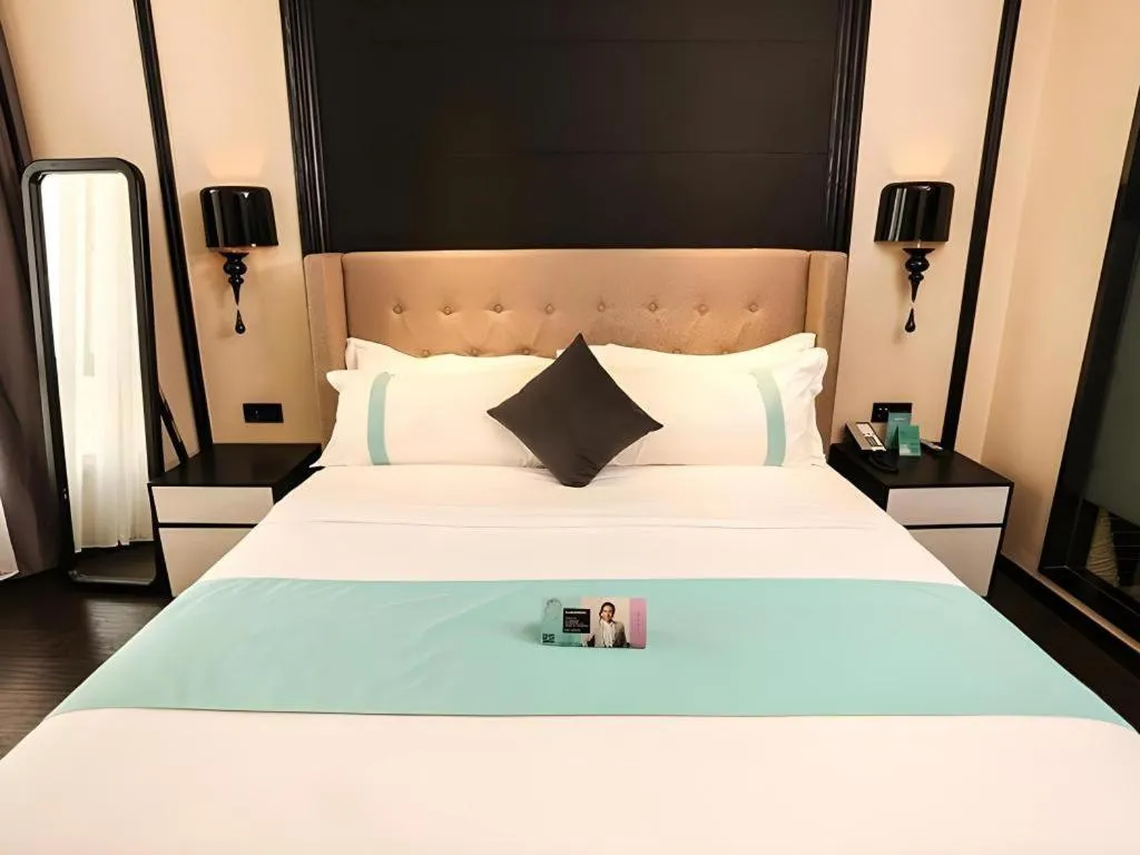 Bed in Xana Hotelle·Ji'nan Hi-tech Zone Century Avenue Tangye